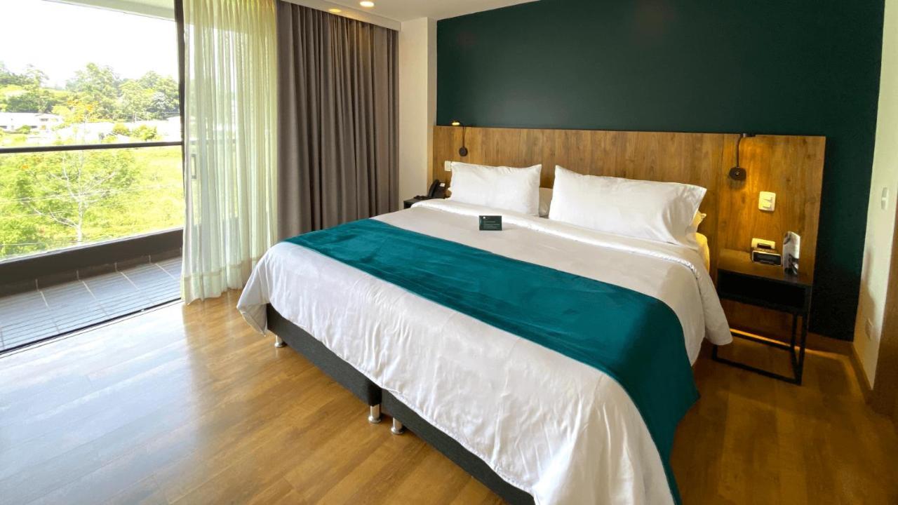 Hotel Lagoon Rionegro Extérieur photo